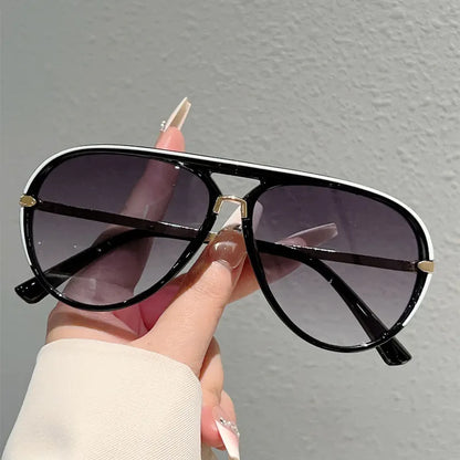 🕶50% KEDVEZMÉNY!! ⏰Női retró dupla híddal ellátott napszemüveg