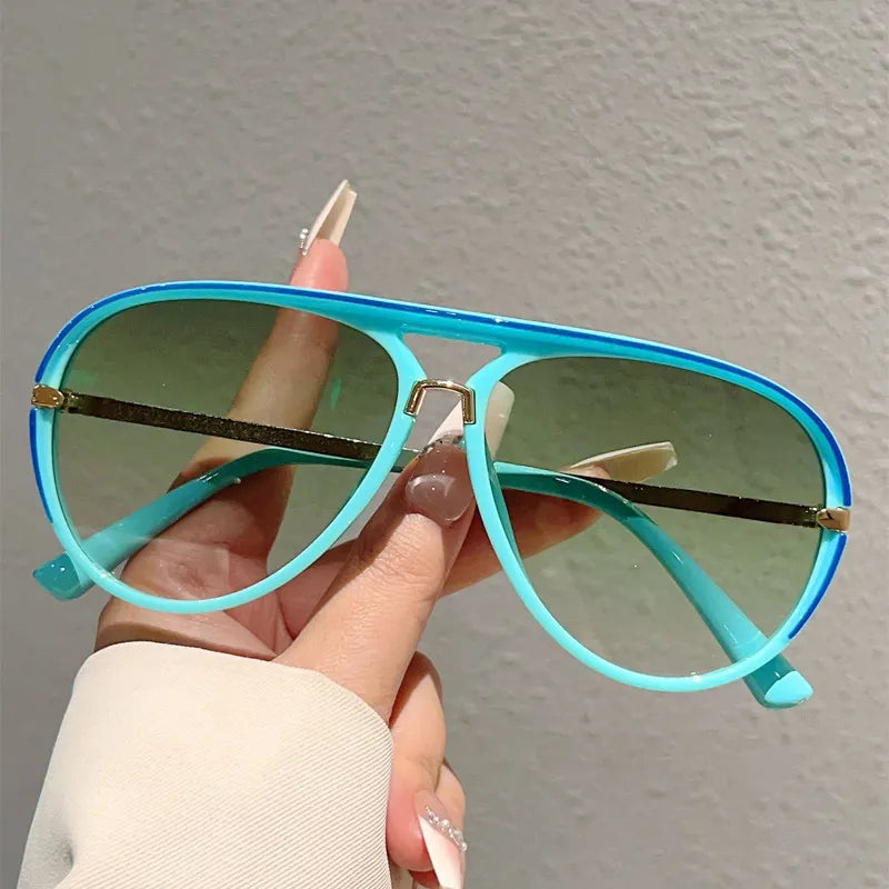 🕶50% KEDVEZMÉNY!! ⏰Női retró dupla híddal ellátott napszemüveg